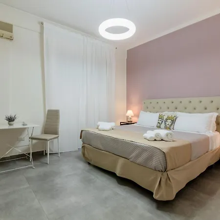 Διαμέρισμα Dantes 284 In *